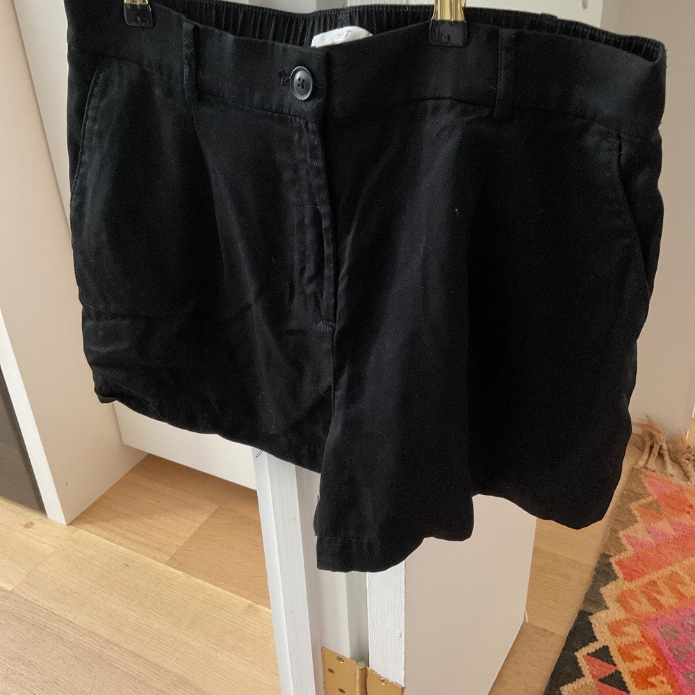 Women’s Loft shorts size 10 Black